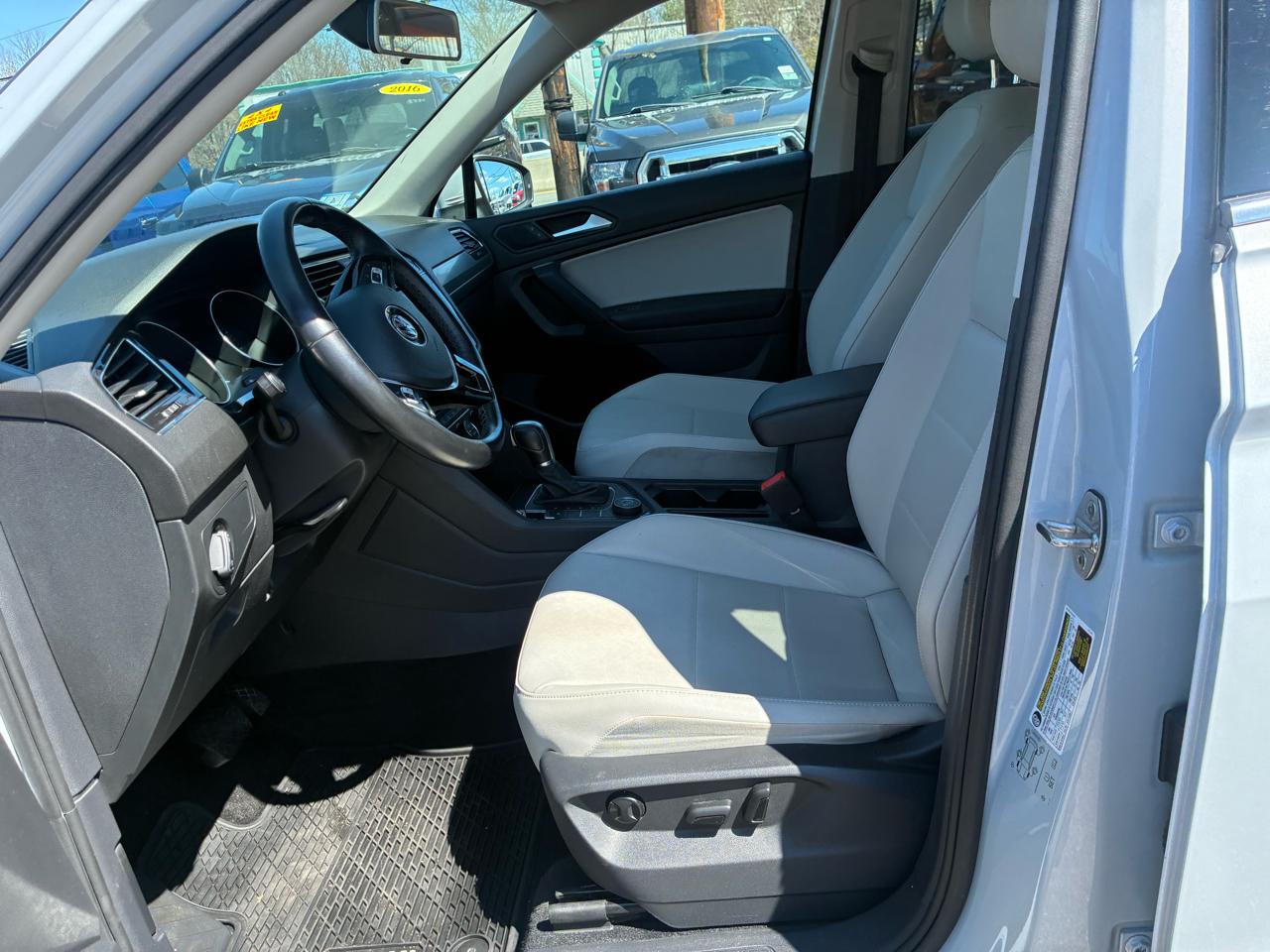 Volkswagen Tiguan SE 4Motion AWD 2019