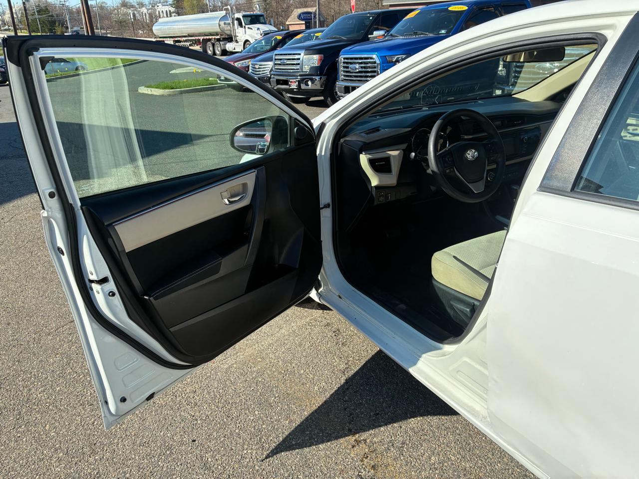 Toyota Corolla  2016