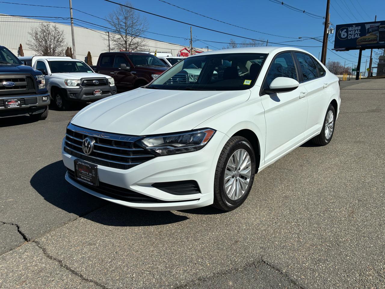 Volkswagen Jetta 1.4T S 8A 2020