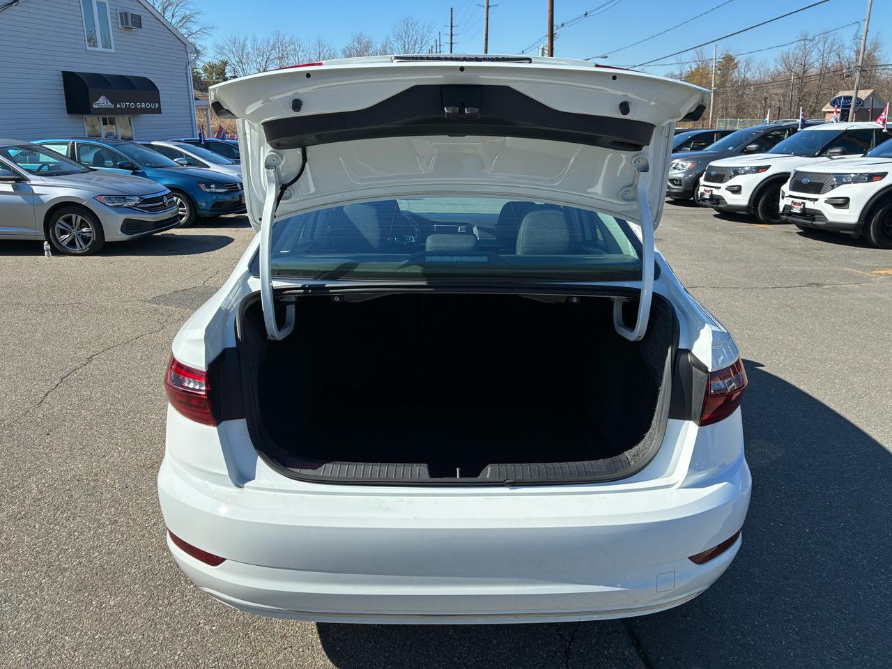 Volkswagen Jetta 1.4T S 8A 2020