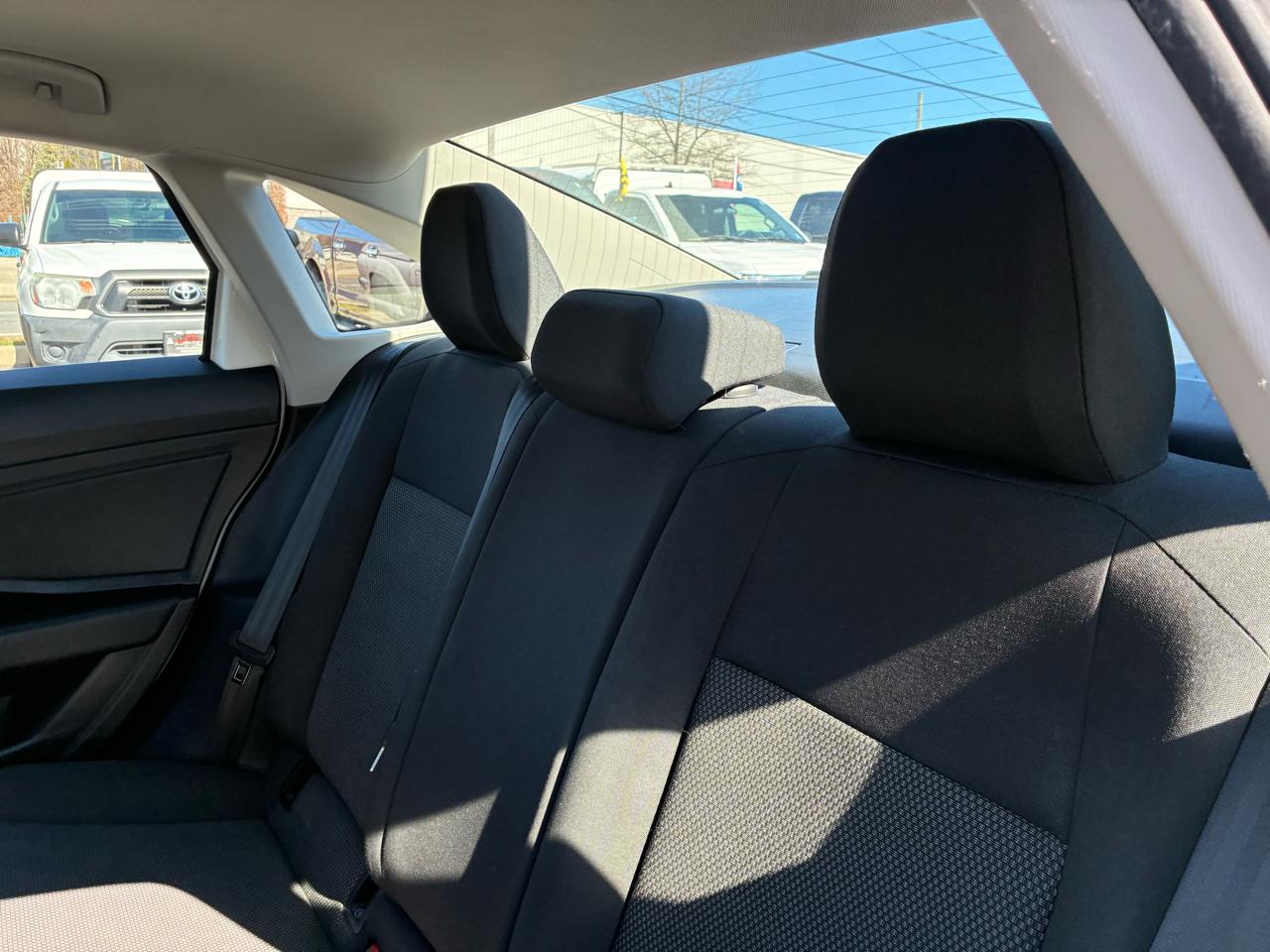 Volkswagen Jetta 1.4T S 8A 2020