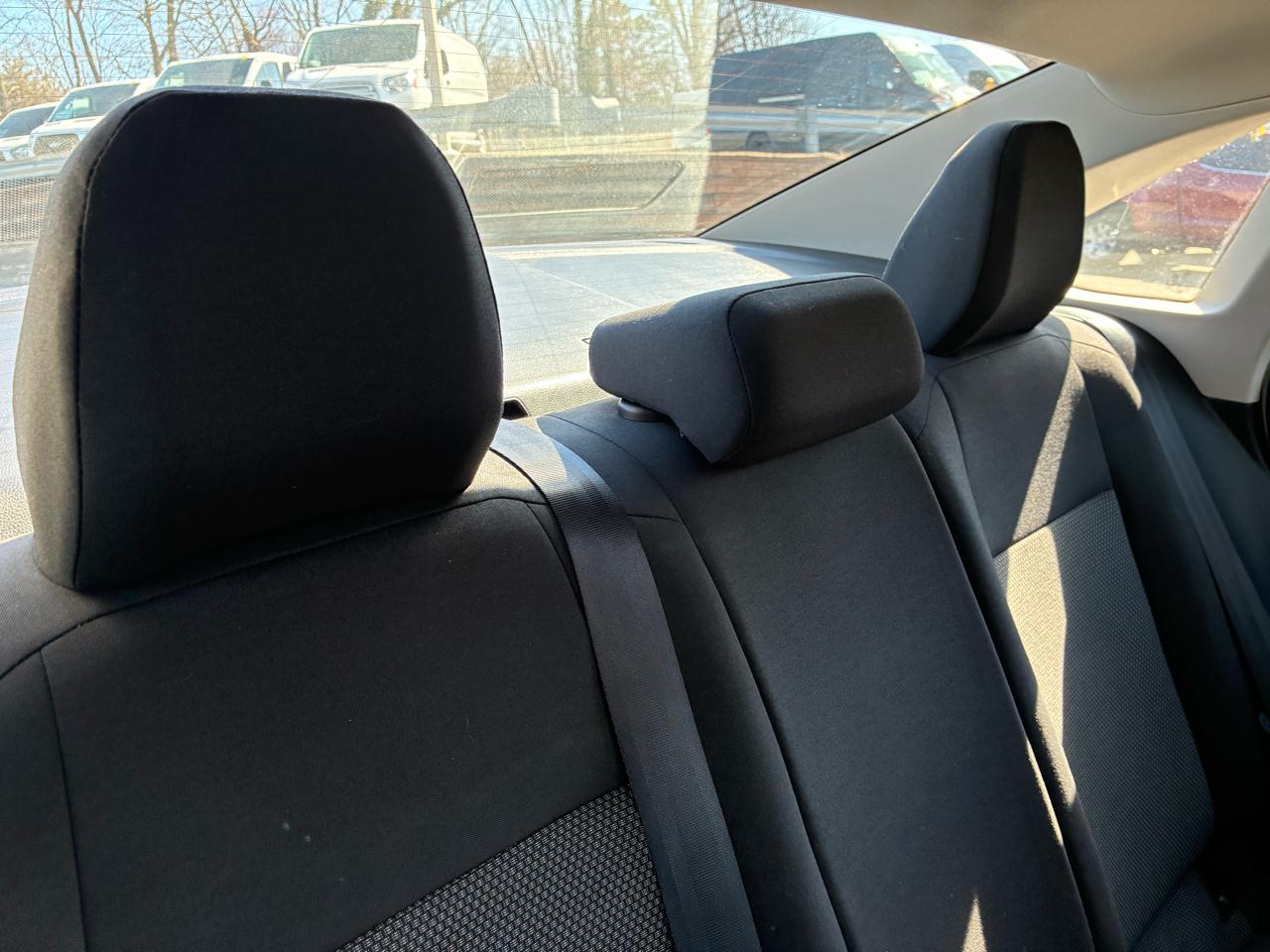 Volkswagen Jetta 1.4T S 8A 2020