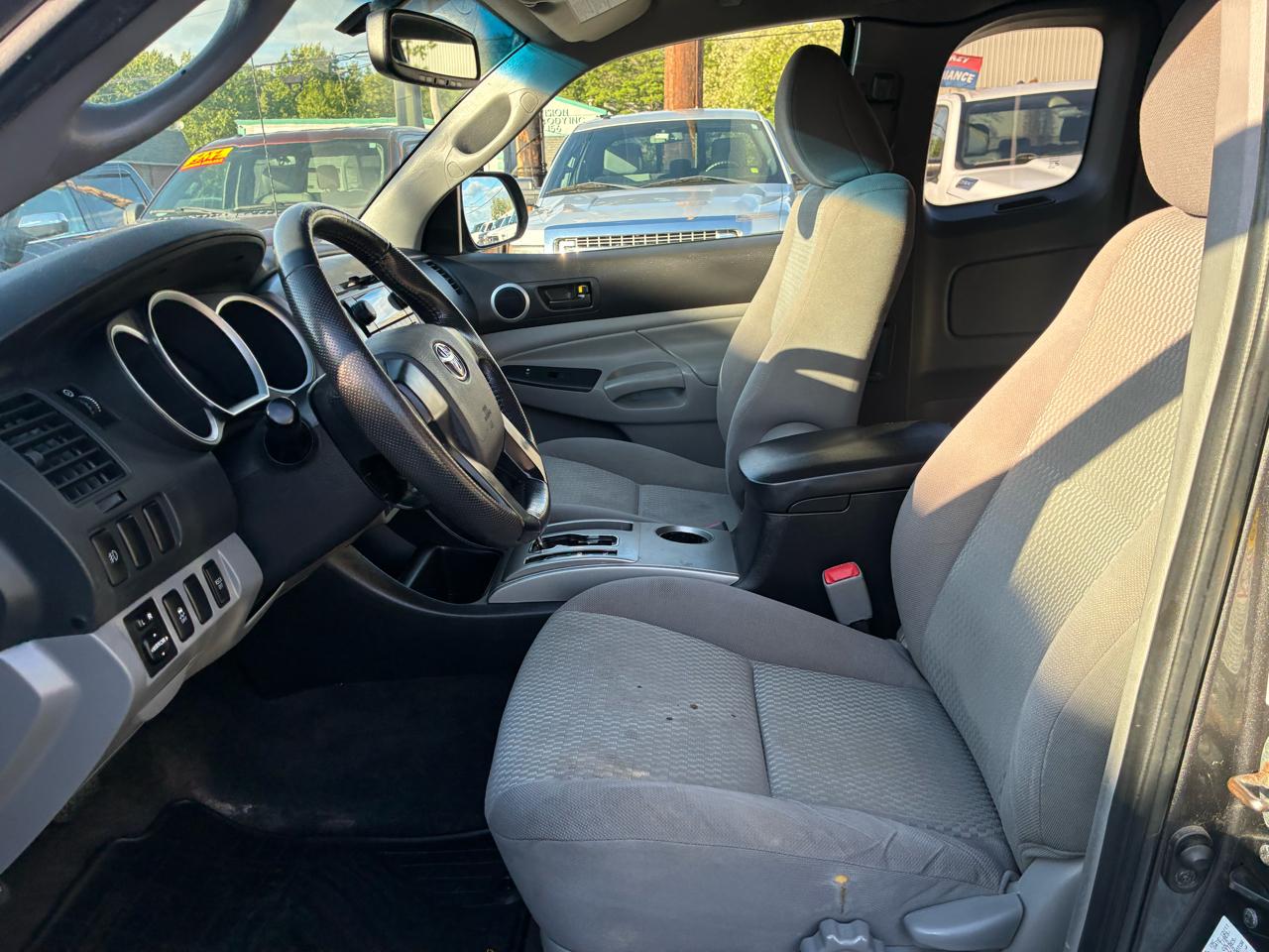 Toyota Tacoma Access Cab V6 Auto 4WD 2012
