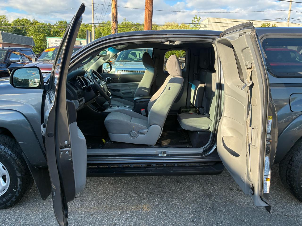 Toyota Tacoma Access Cab V6 Auto 4WD 2012