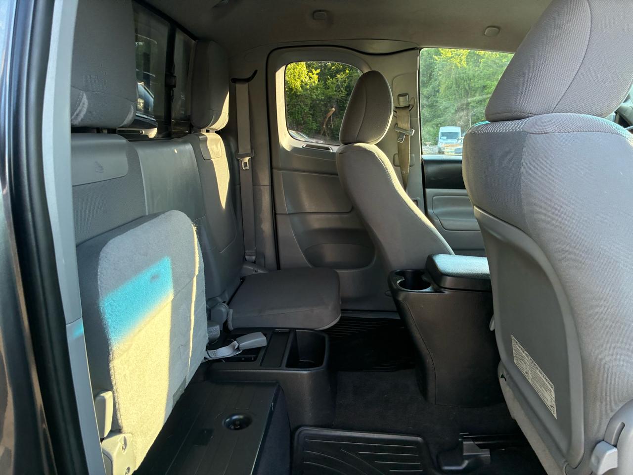 Toyota Tacoma Access Cab V6 Auto 4WD 2012