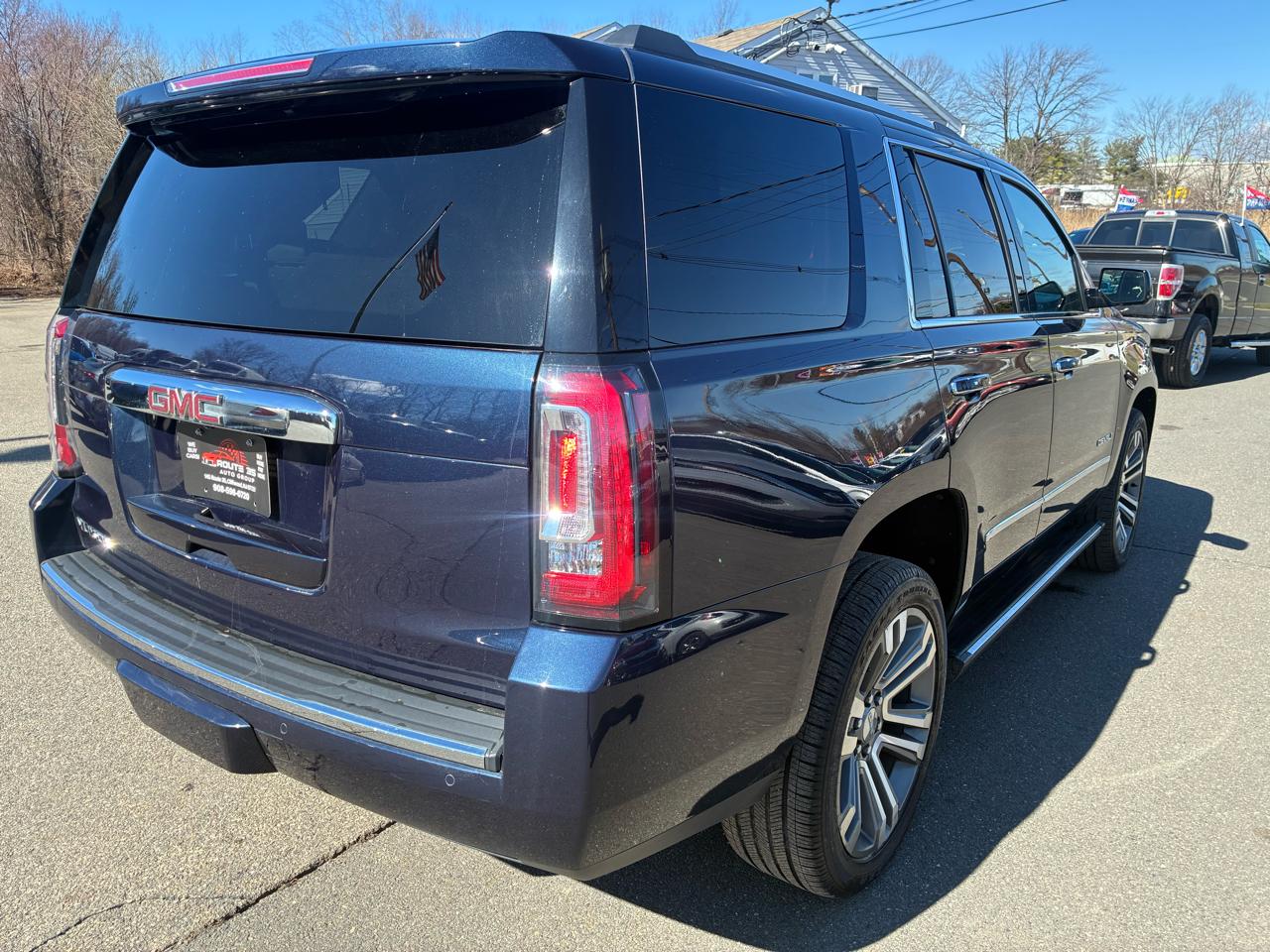 GMC Yukon Denali 4WD 2019