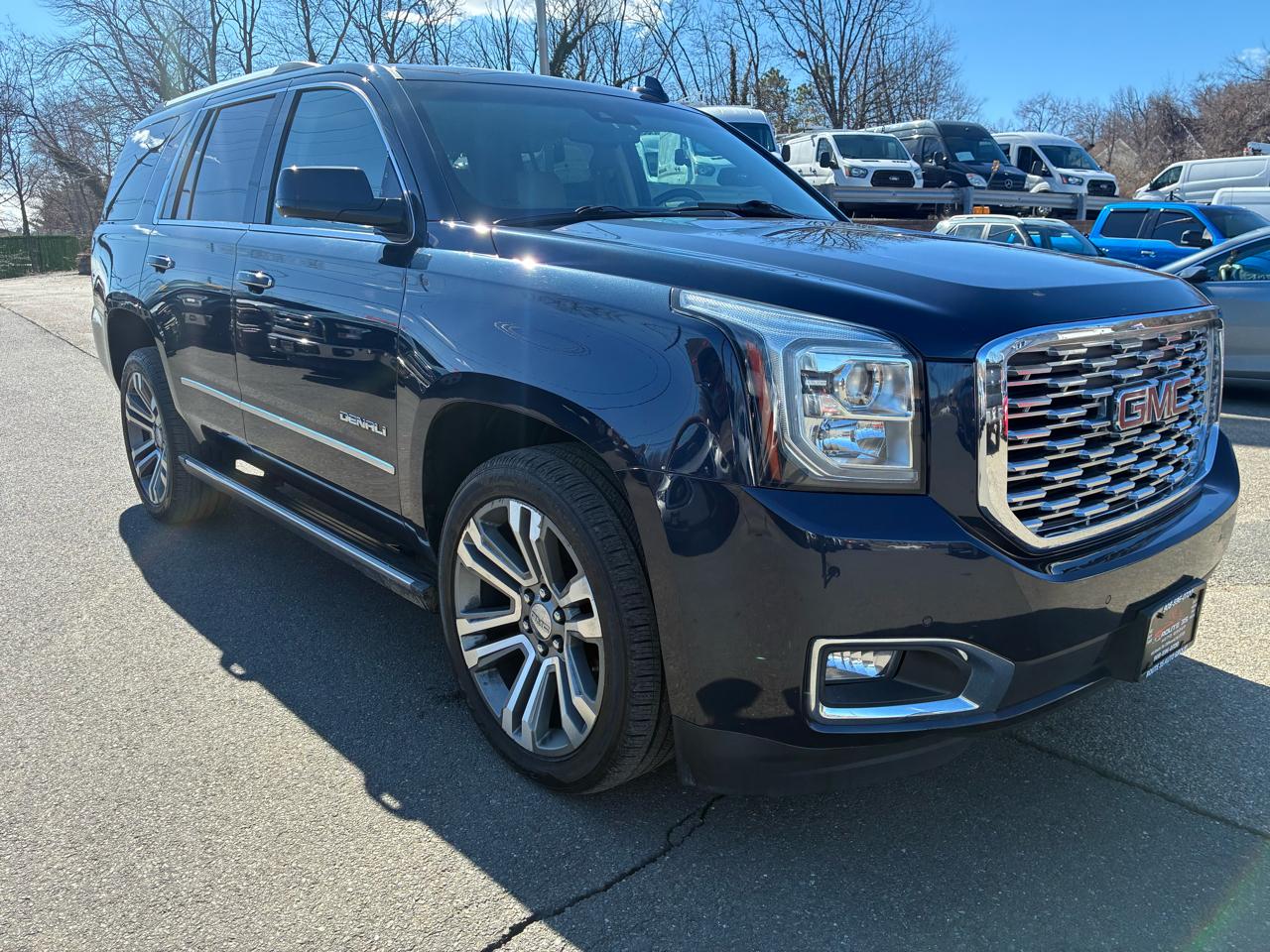 GMC Yukon Denali 4WD 2019