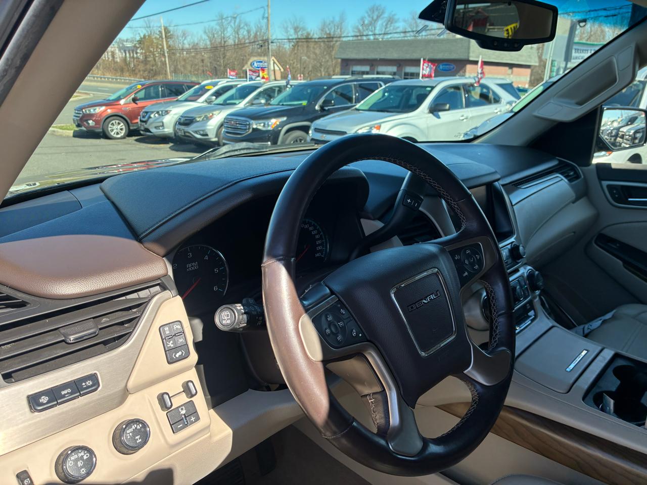 GMC Yukon Denali 4WD 2019