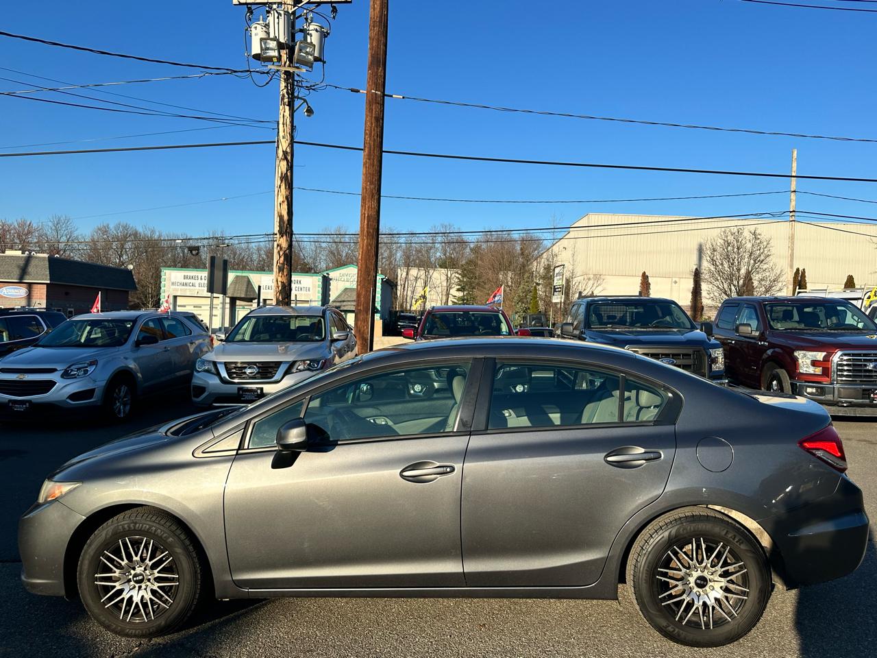 Honda Civic LX Sedan 5-Speed AT 2013