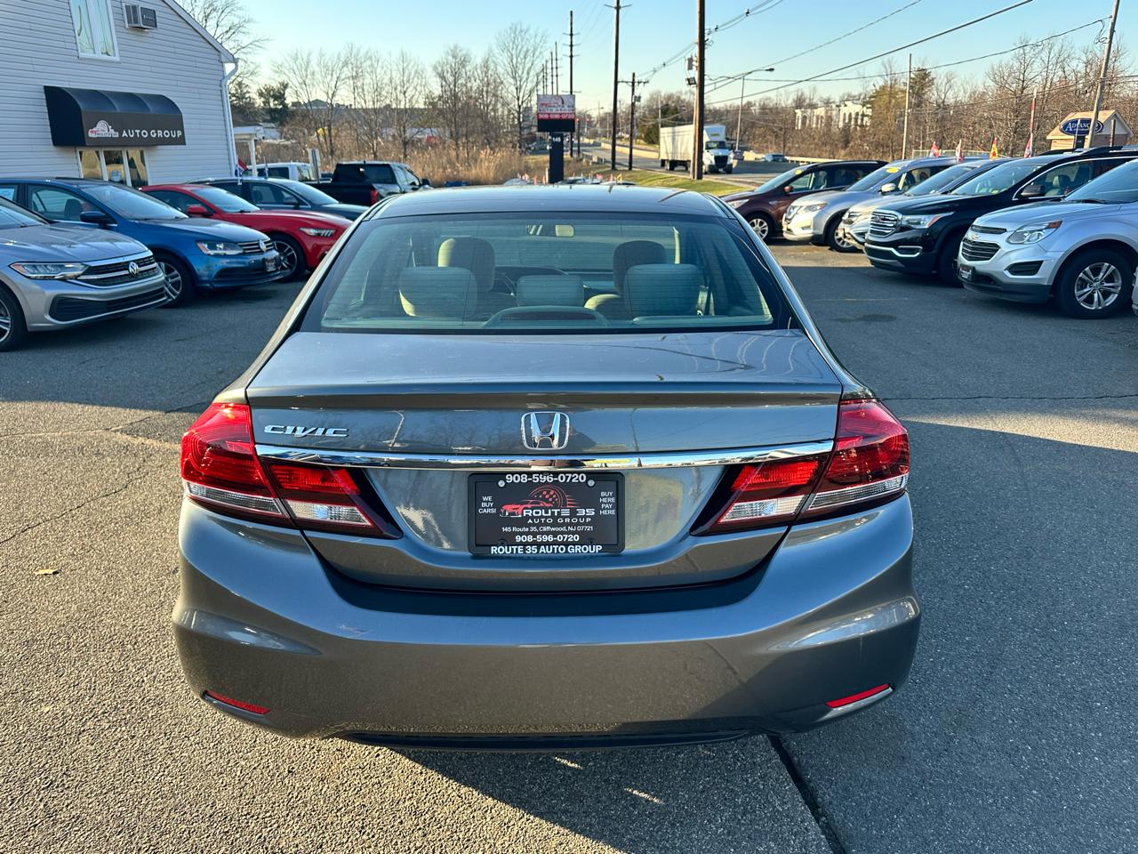 Honda Civic LX Sedan 5-Speed AT 2013