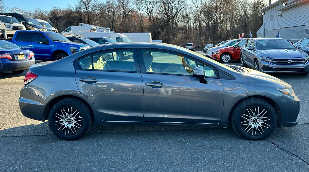 Honda Civic LX Sedan 5-Speed AT 2013