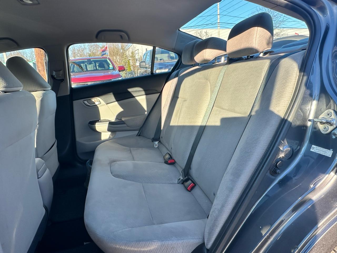 Honda Civic LX Sedan 5-Speed AT 2013