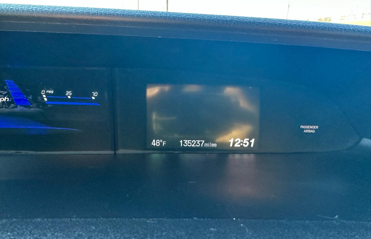 Honda Civic LX Sedan 5-Speed AT 2013