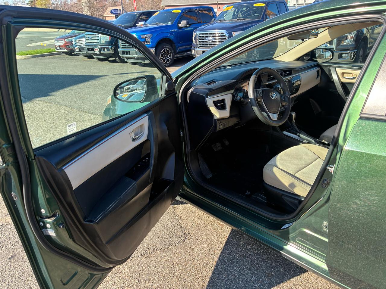 Toyota Corolla LE CVT 2015