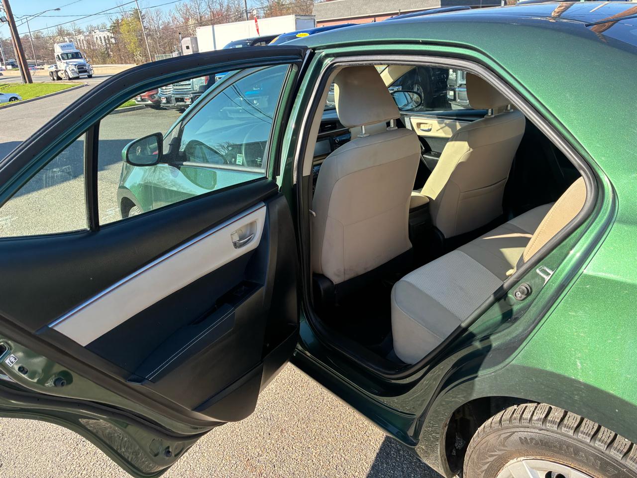 Toyota Corolla LE CVT 2015