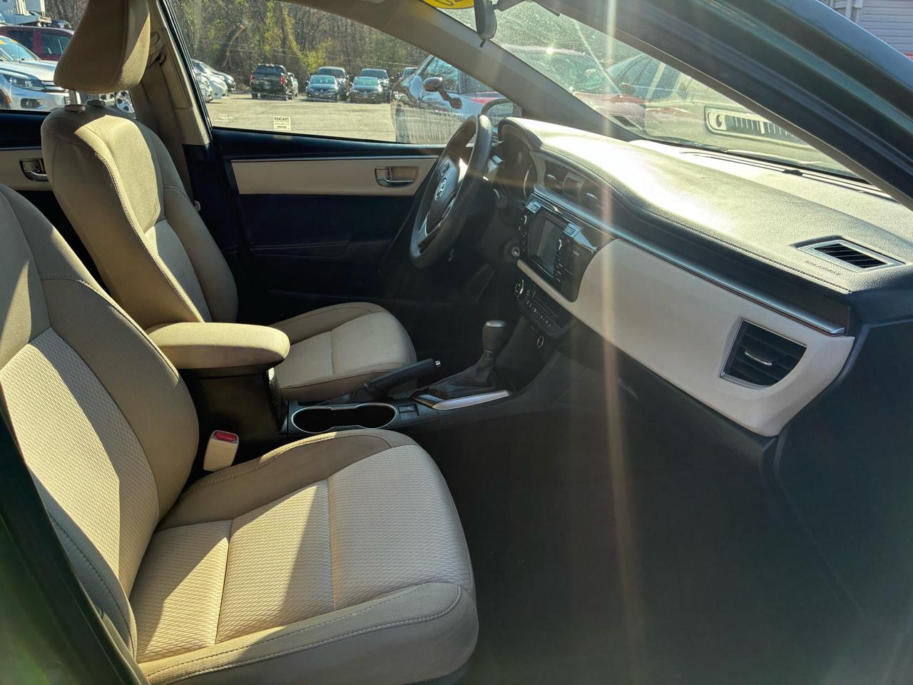 Toyota Corolla LE CVT 2015