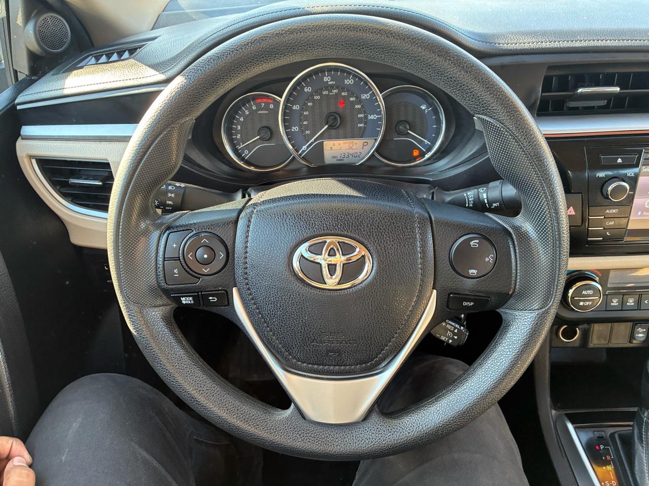Toyota Corolla LE CVT 2015