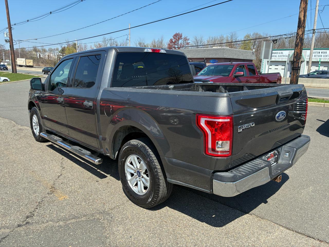 Ford F-150 XLT SuperCrew 5.5-ft. Bed 2WD 2016