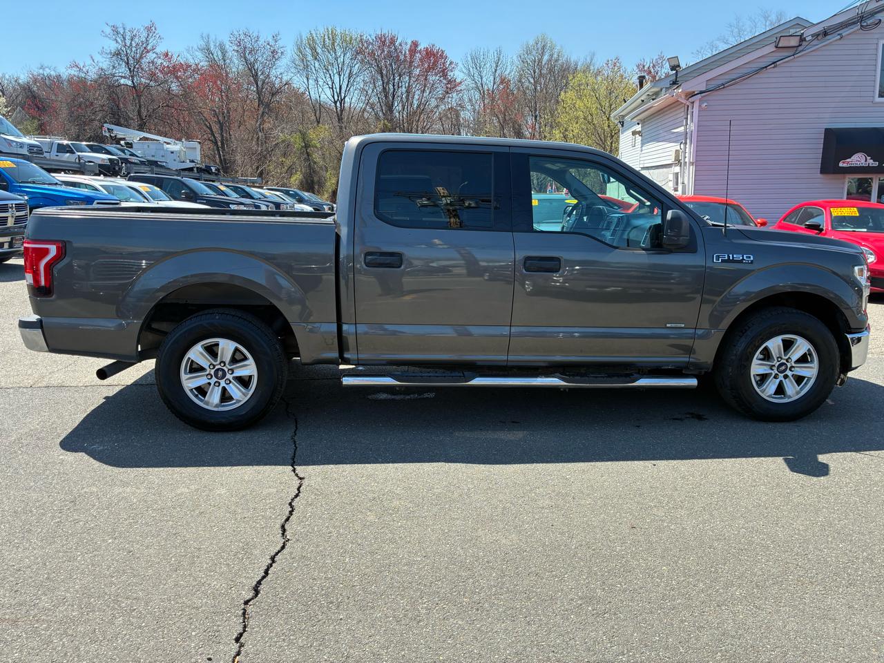 Ford F-150 XLT SuperCrew 5.5-ft. Bed 2WD 2016
