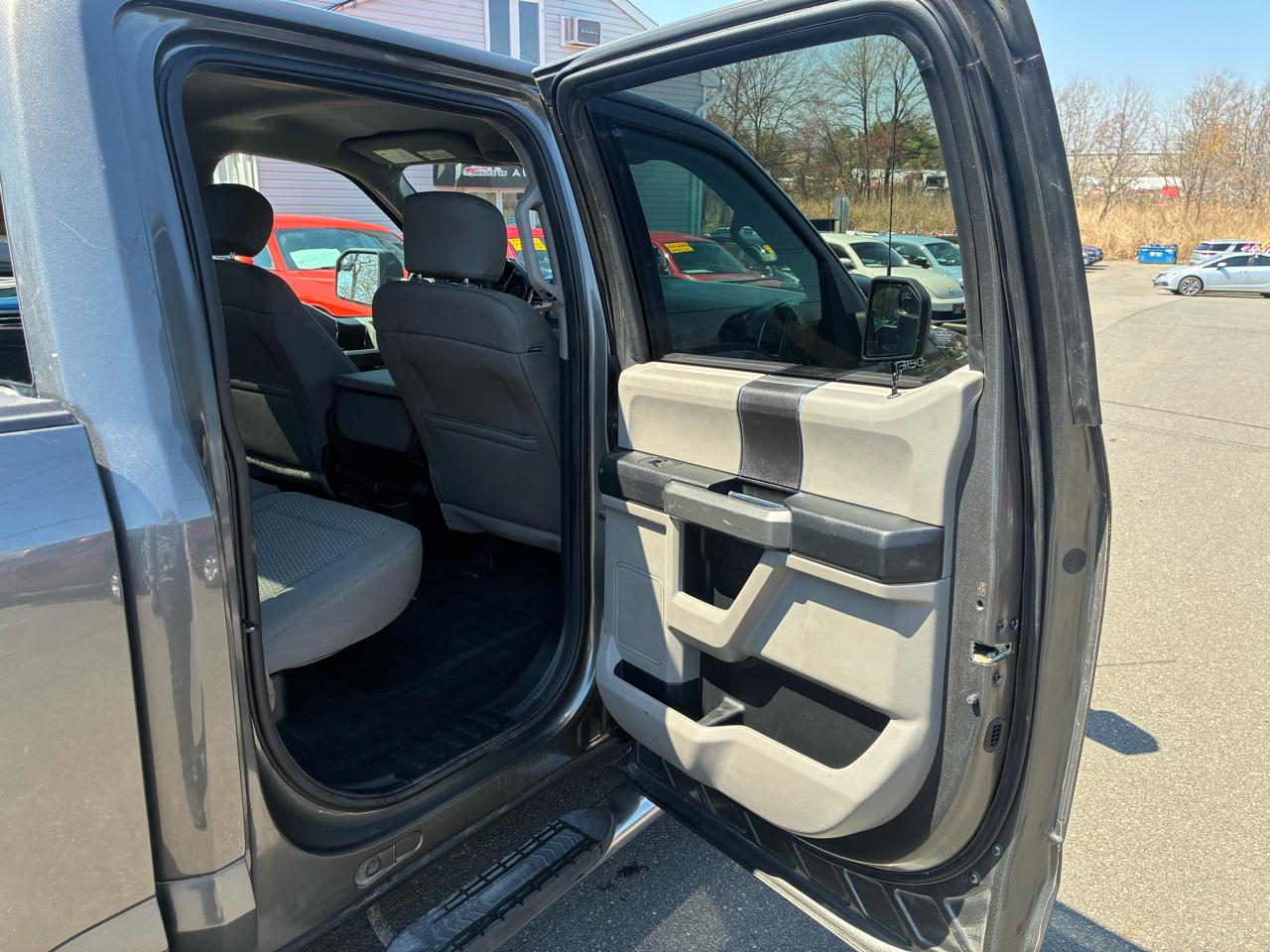 Ford F-150 XLT SuperCrew 5.5-ft. Bed 2WD 2016