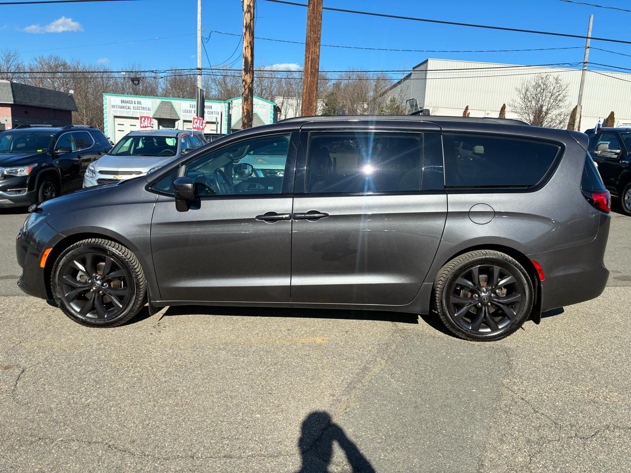 Chrysler Pacifica Touring-L Plus 2018