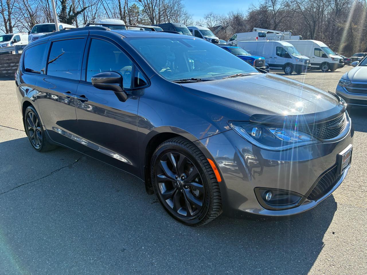 Chrysler Pacifica Touring-L Plus 2018