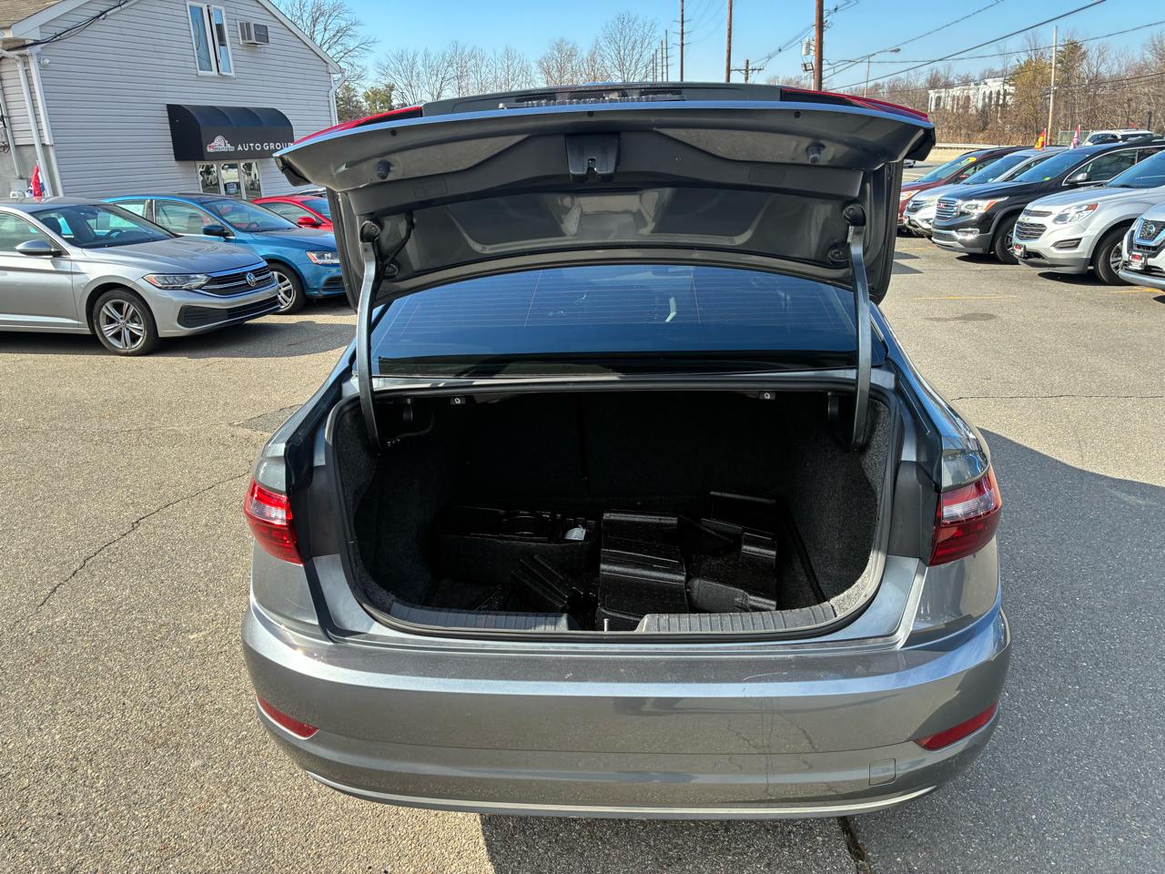 Volkswagen Jetta 1.4T S 8A 2020