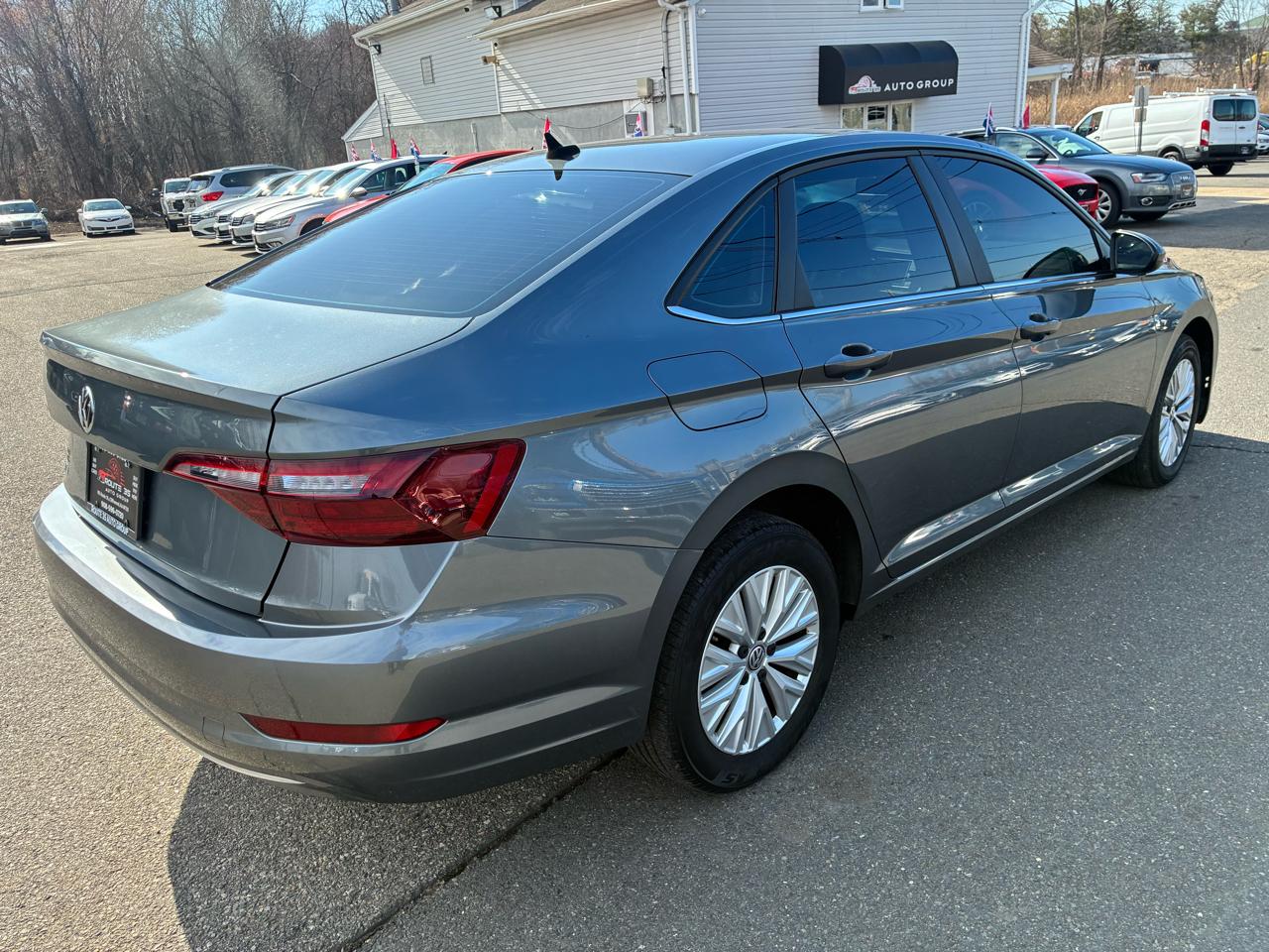 Volkswagen Jetta 1.4T S 8A 2020