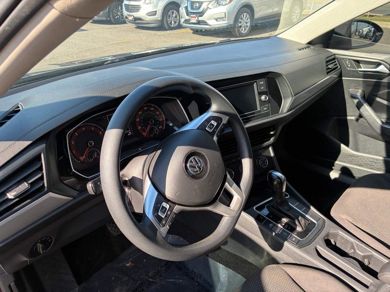 Volkswagen Jetta 1.4T S 8A 2020