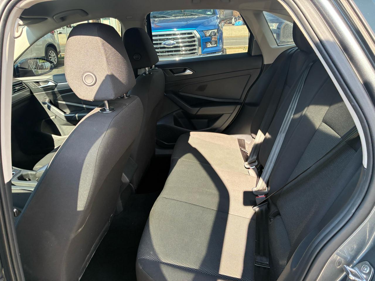 Volkswagen Jetta 1.4T S 8A 2020