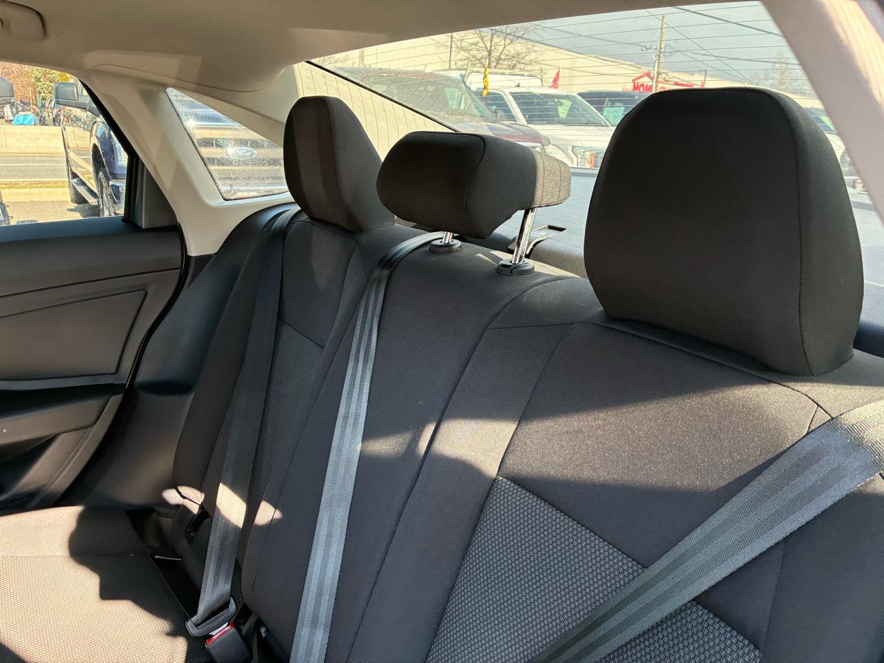 Volkswagen Jetta 1.4T S 8A 2020