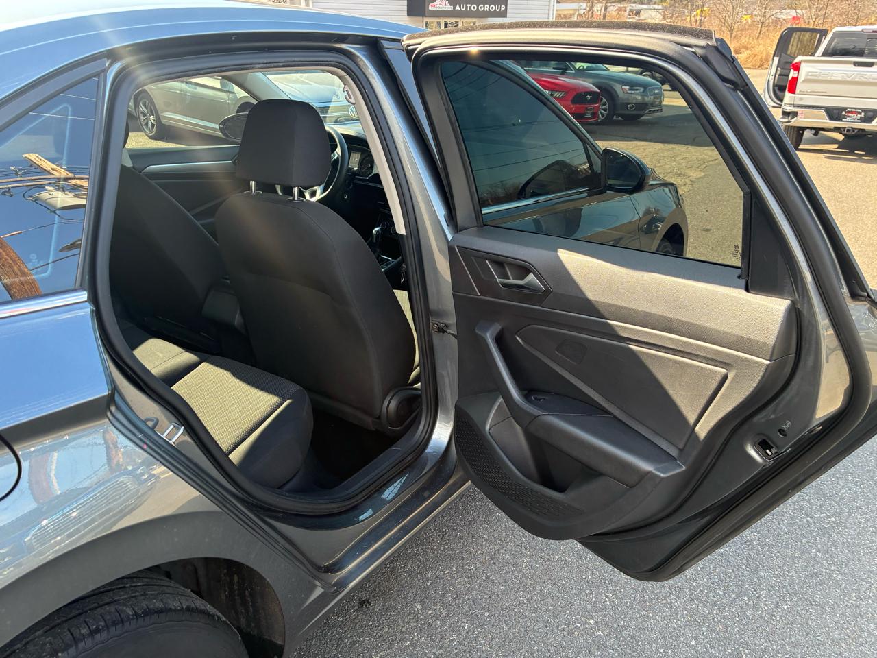 Volkswagen Jetta 1.4T S 8A 2020