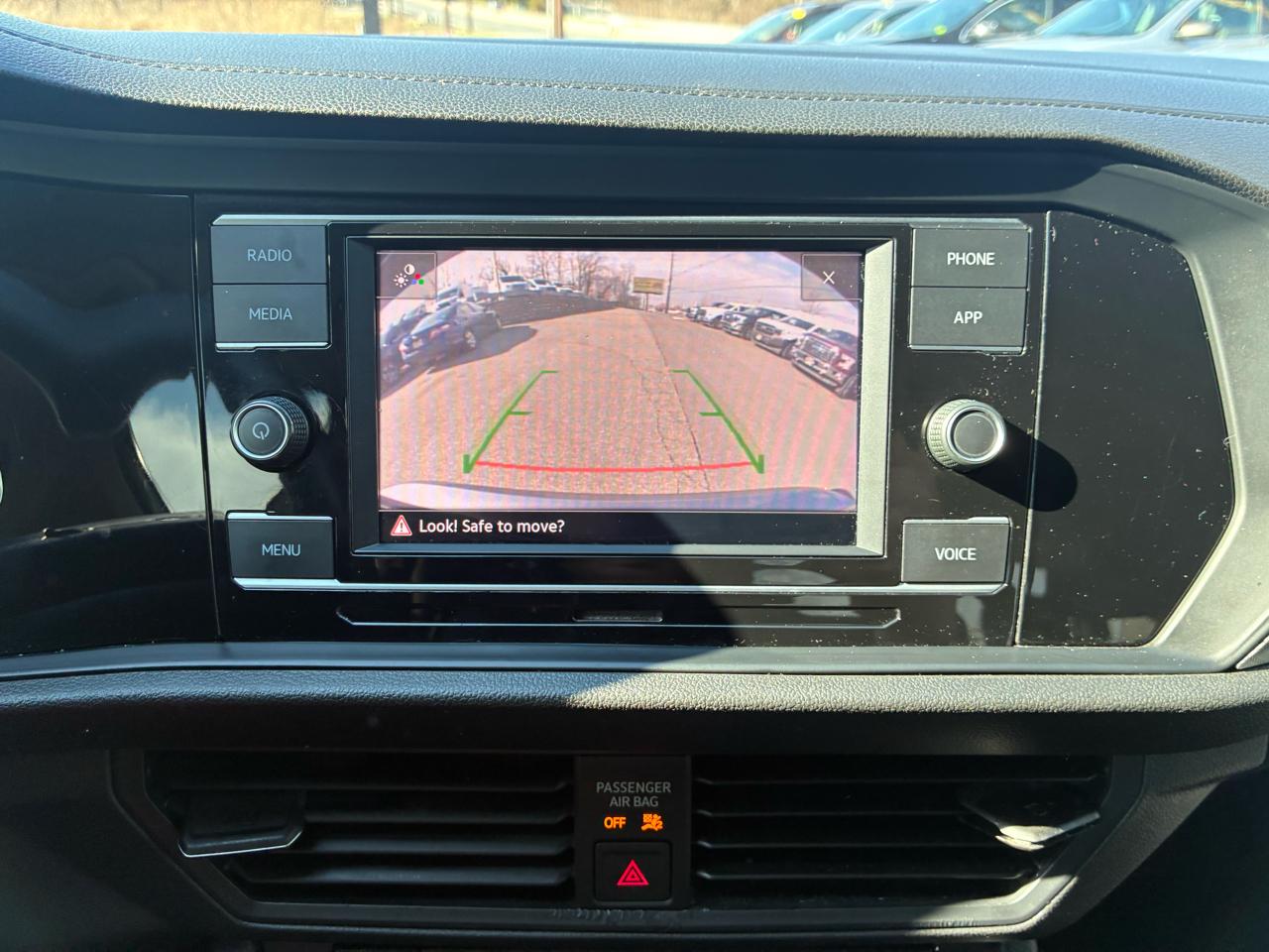 Volkswagen Jetta 1.4T S 8A 2020