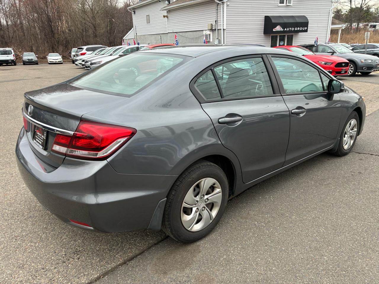Honda Civic LX Sedan 5-Speed AT 2013