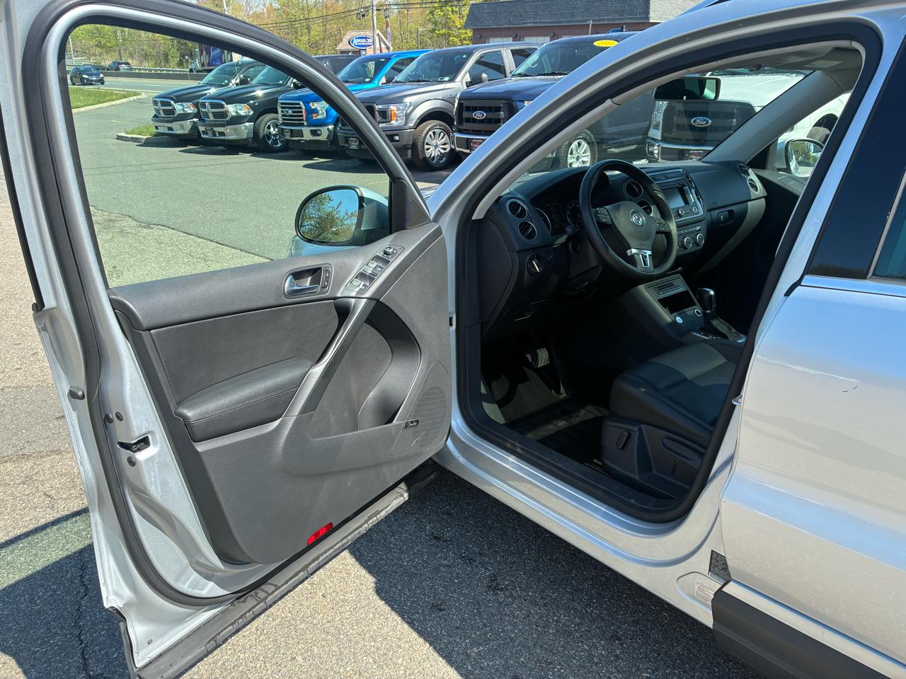 Volkswagen Tiguan SEL 4Motion 2015