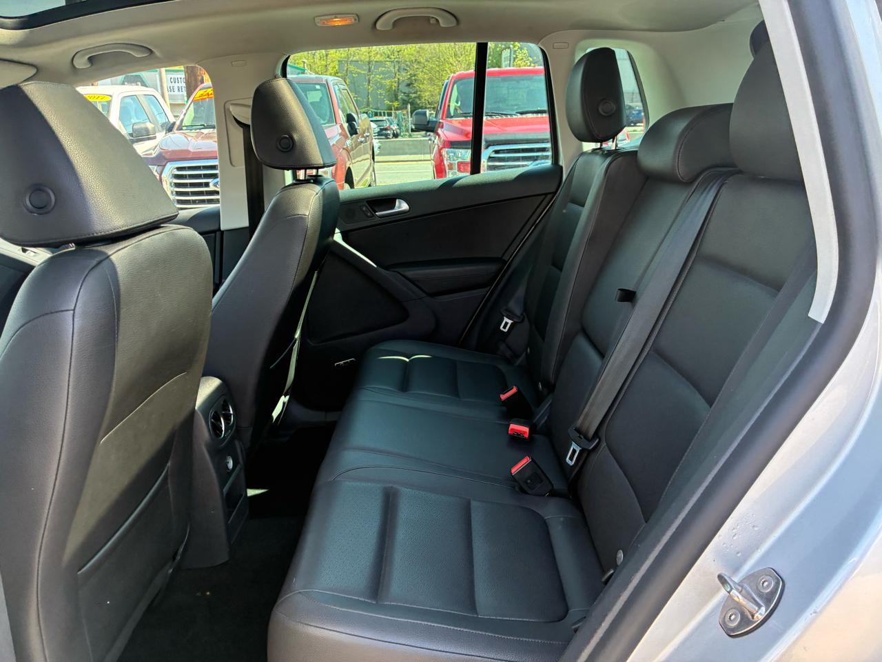Volkswagen Tiguan SEL 4Motion 2015