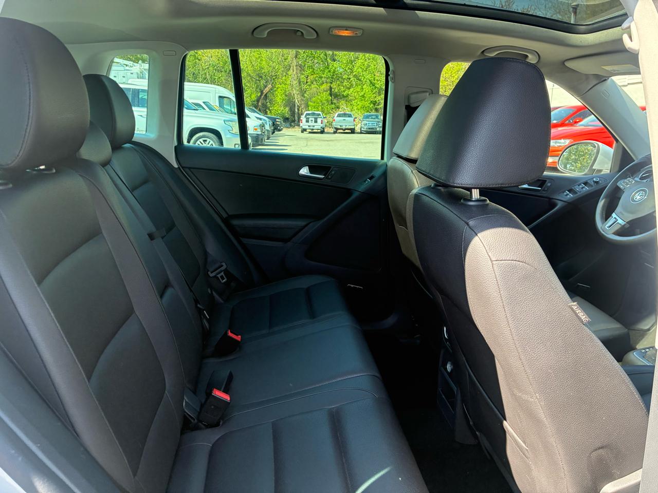 Volkswagen Tiguan SEL 4Motion 2015
