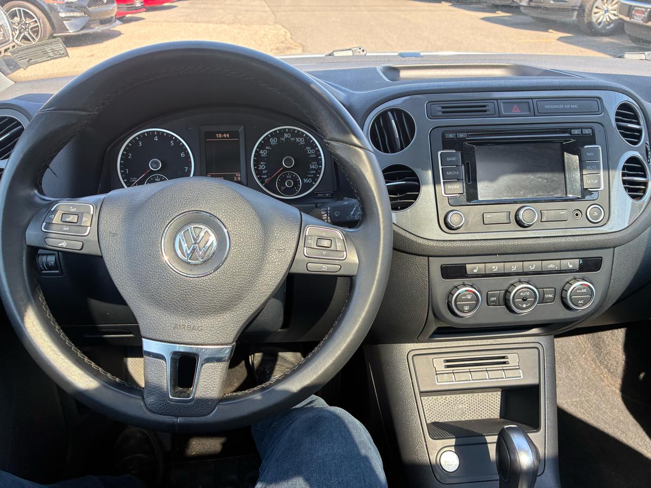 Volkswagen Tiguan SEL 4Motion 2015