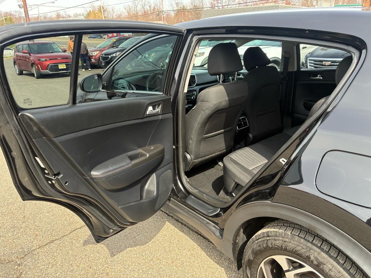 Kia Sportage LX FWD 2021