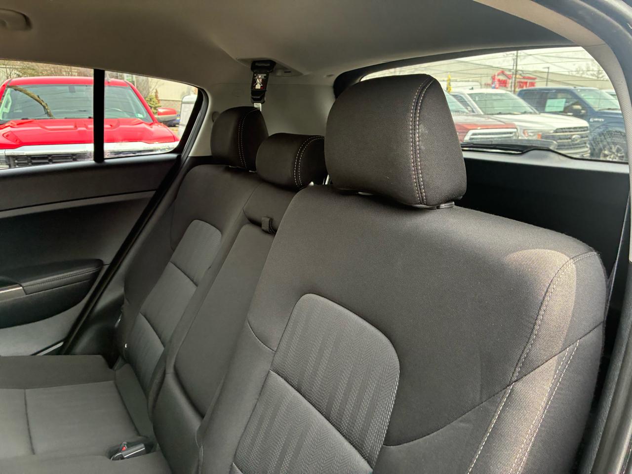 Kia Sportage LX FWD 2021