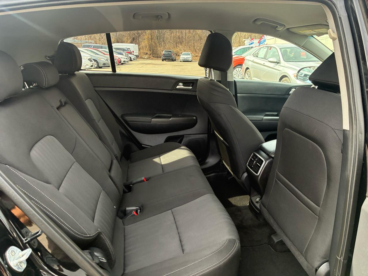 Kia Sportage LX FWD 2021