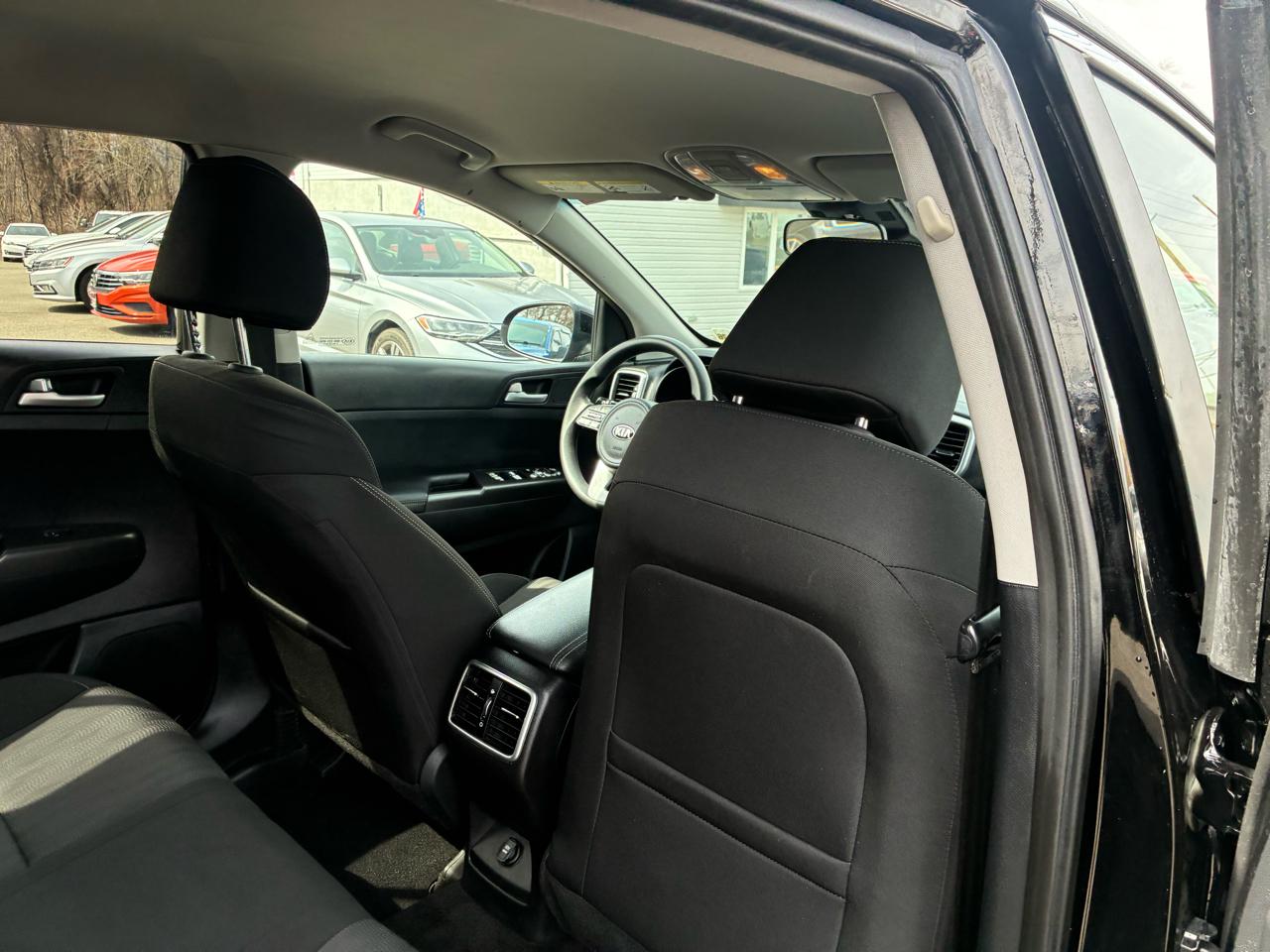 Kia Sportage LX FWD 2021