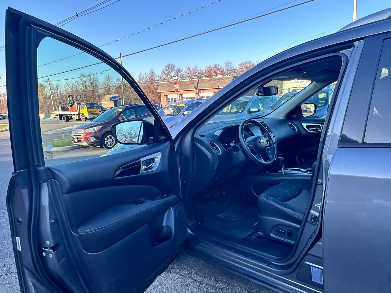 Nissan Pathfinder Platinum 4WD 2017