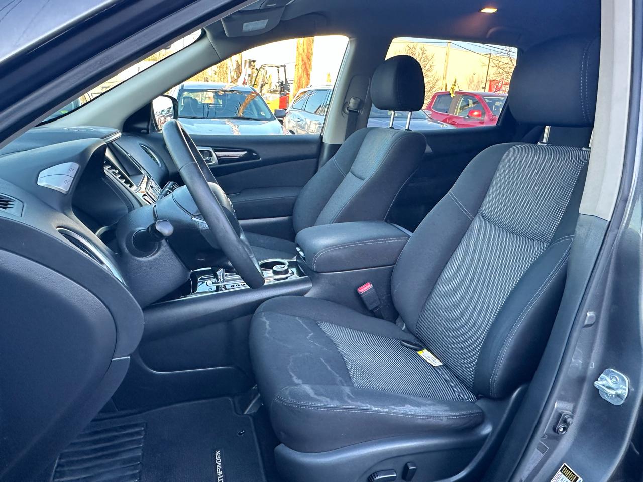 Nissan Pathfinder Platinum 4WD 2017