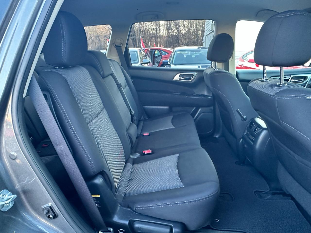 Nissan Pathfinder Platinum 4WD 2017