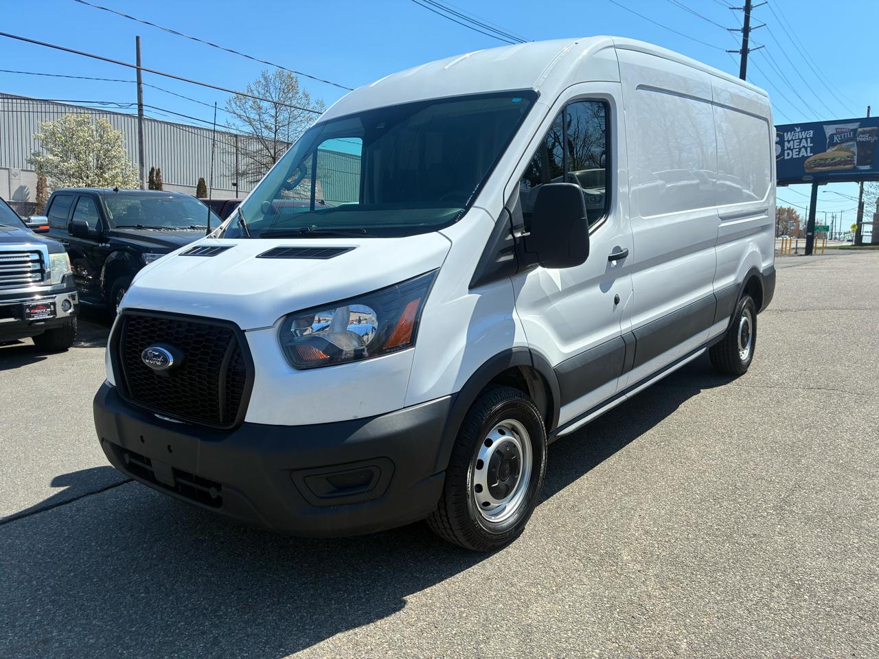 Ford Transit 150 Van Med. Roof w/Sliding Pass. 130-in. WB 2022