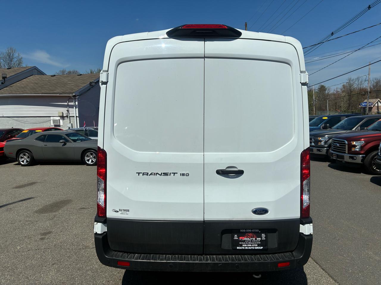Ford Transit 150 Van Med. Roof w/Sliding Pass. 130-in. WB 2022