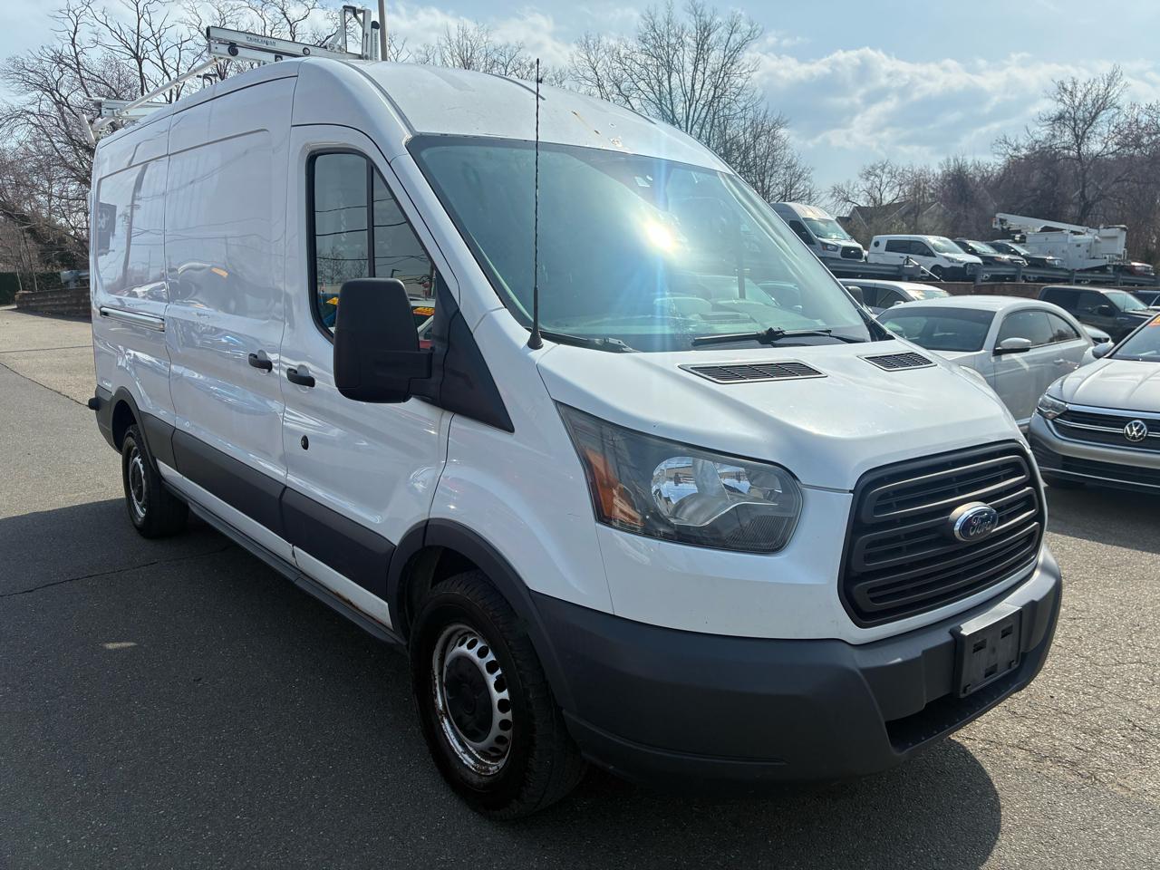 Ford Transit 250 Van Med. Roof w/Sliding Pass. 148-in. WB 2016