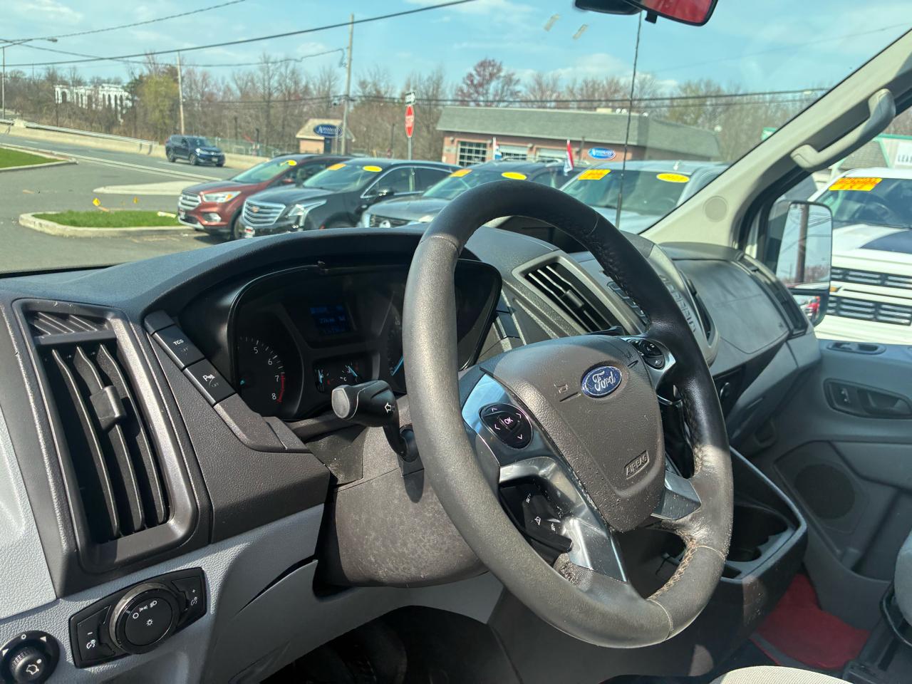 Ford Transit 250 Van Med. Roof w/Sliding Pass. 148-in. WB 2016