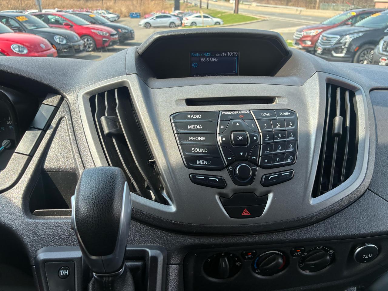 Ford Transit 250 Van Med. Roof w/Sliding Pass. 148-in. WB 2016